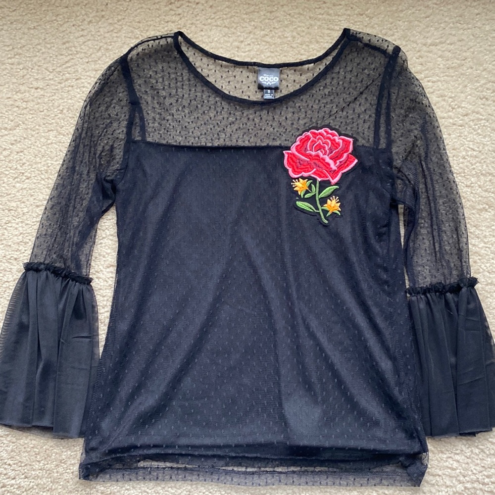 Black lace flower shirt